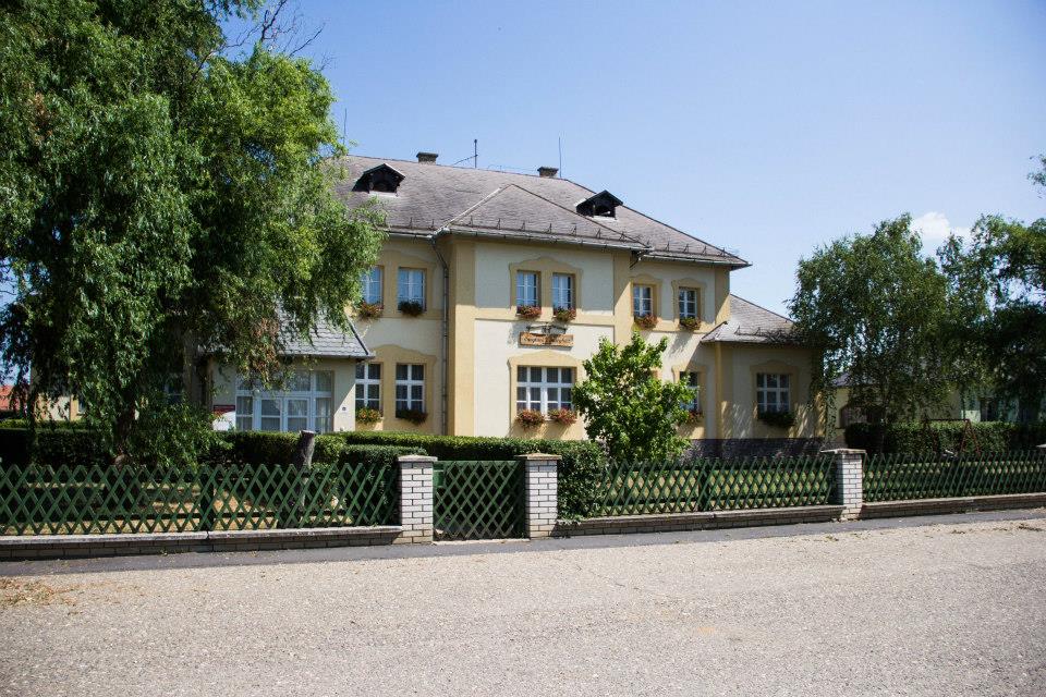 Öregtavi vendégház